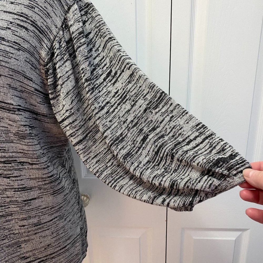 ROAM New York Silver Metallic Sweater Size 1X - Picture 3 of 8